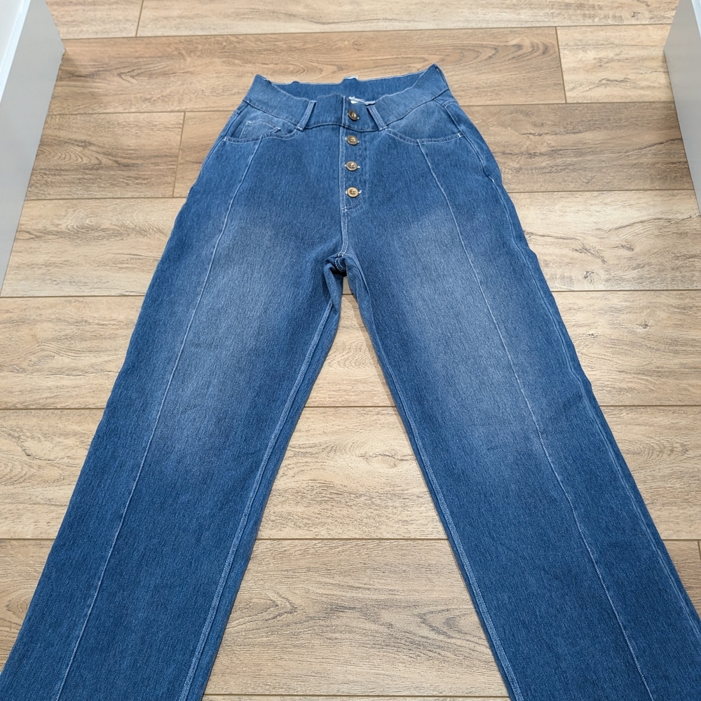 High-Waist Blue Women’s Jeans with Button Front